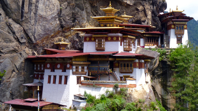 Paro Taktsang, also known as the Tiger’s Nest, is a prominent Himalayan Buddhist sacred site llocated in the cliffside of the upper Paro valley in Bhutan.