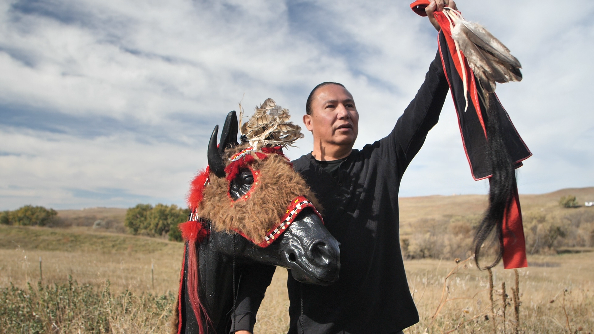 Explores the sacred relationship between horses and the Dakota people