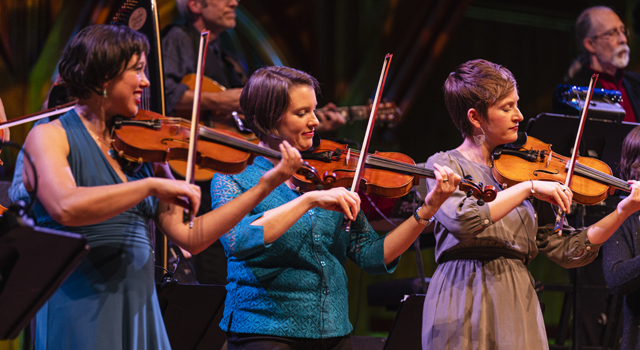 The acclaimed fiddle group Childsplay