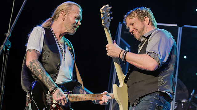 Gregg Allman performs fan favorites