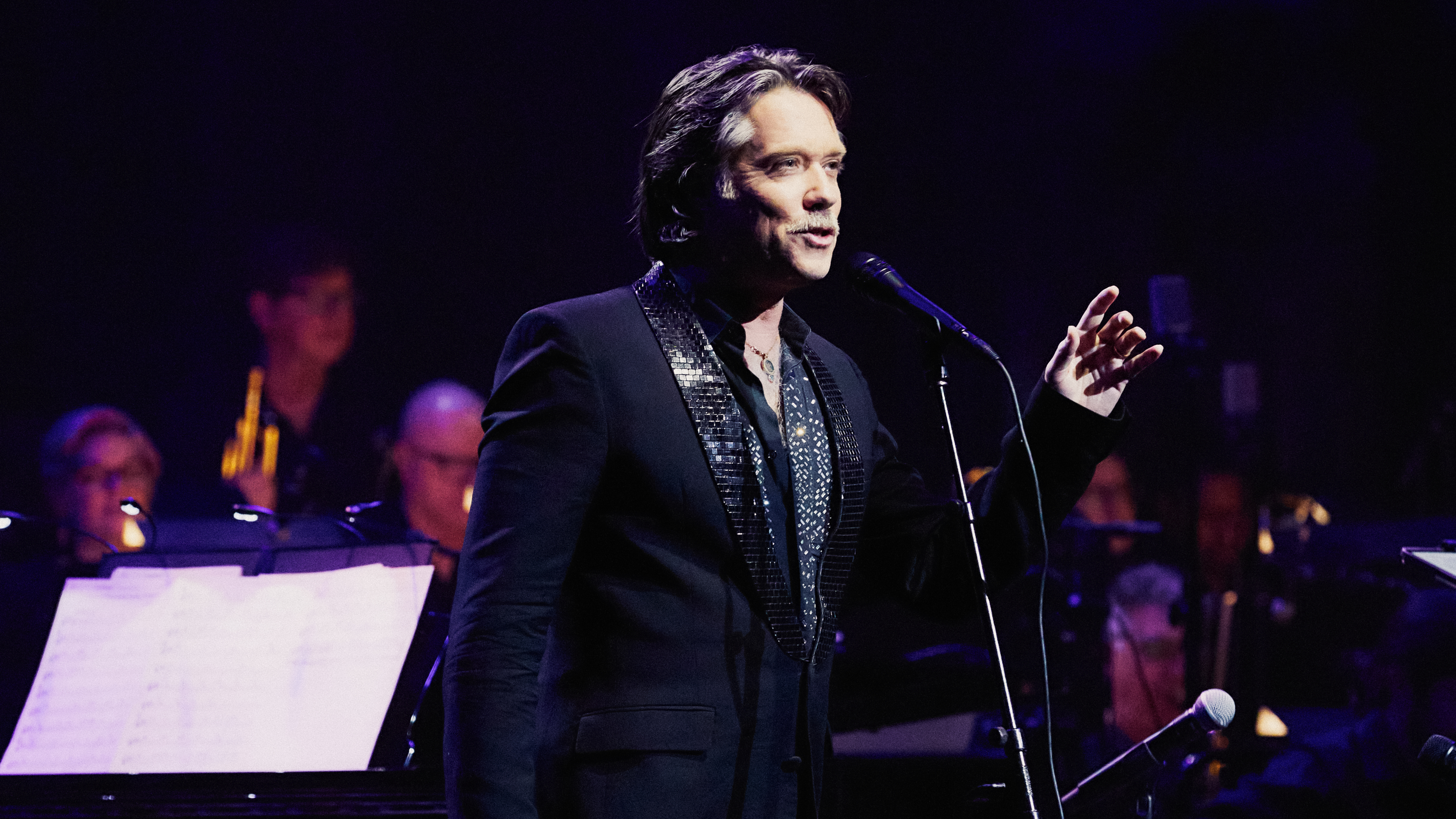Rufus Wainwright Does Kurt Weill